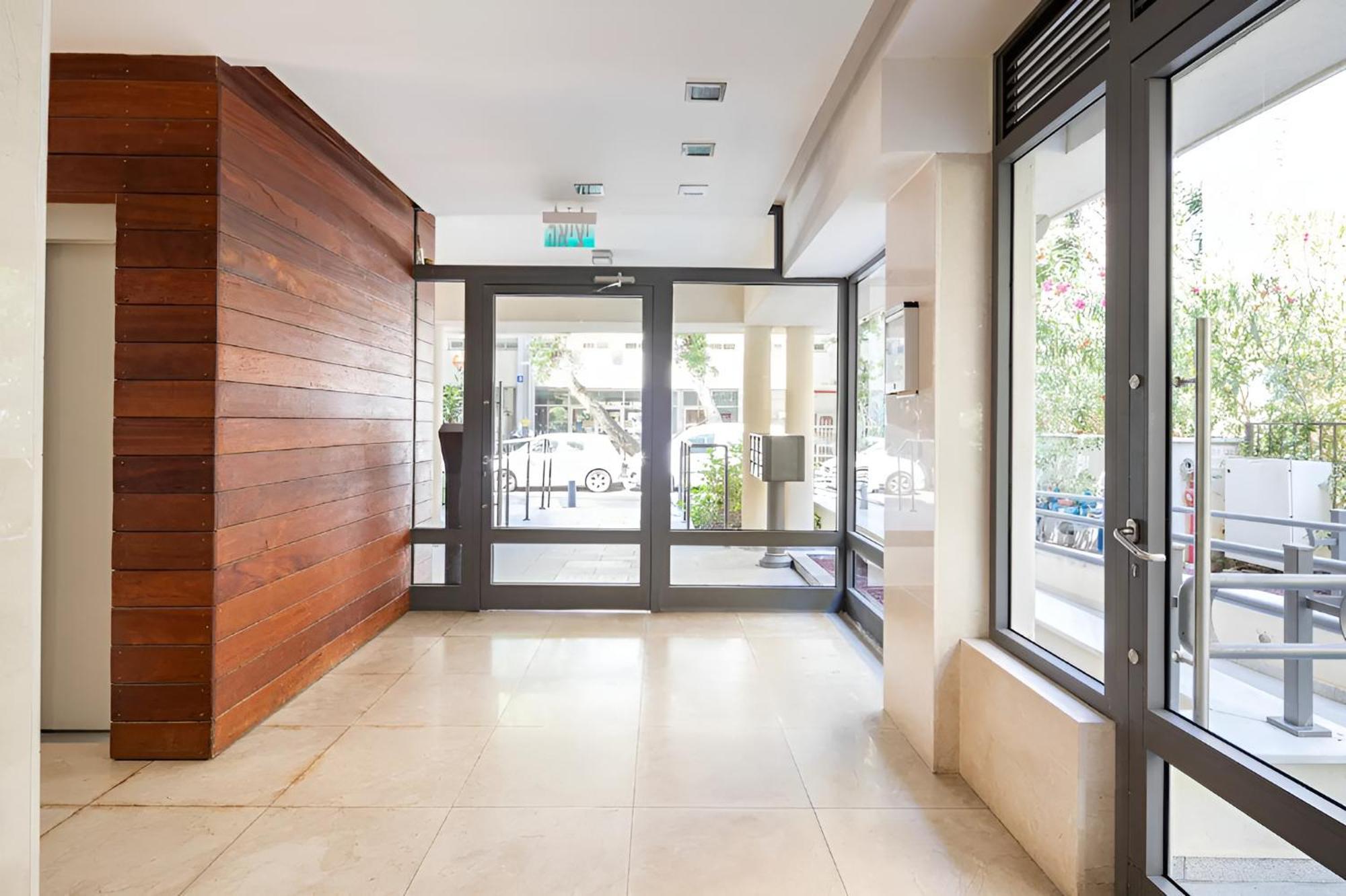 Luxury Oasis Tel Aviv Beach エクステリア 写真